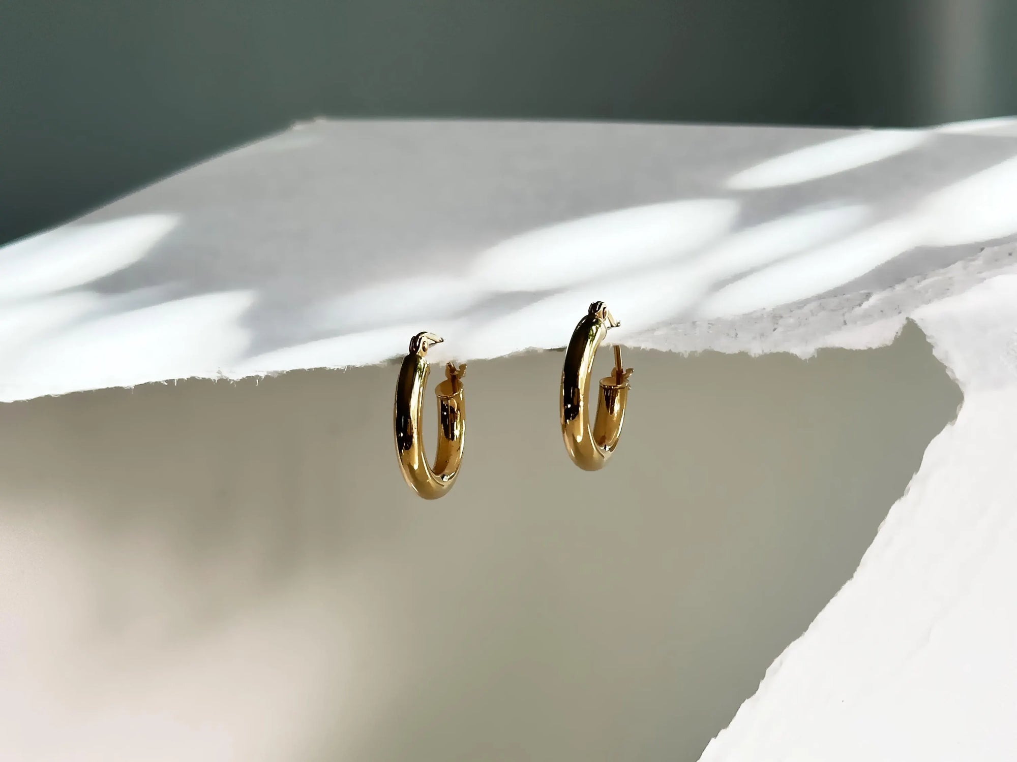 10K Gold Timeless Hoop Earrings