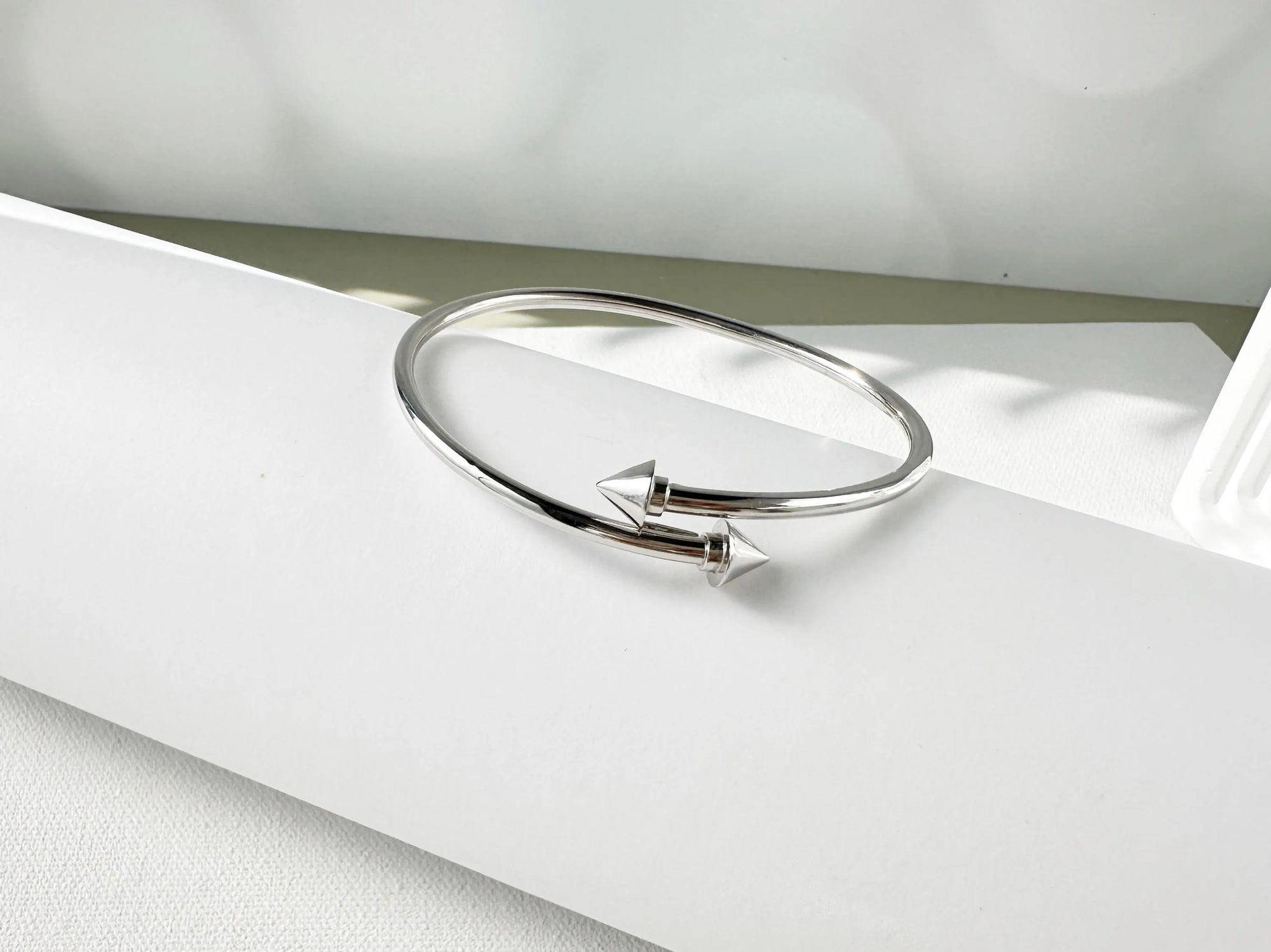 925 Sterling Silver Arrow Bangle | 7.5 Inches, 3mm Wide | Minimalist Open-Ended Silver Bracelet