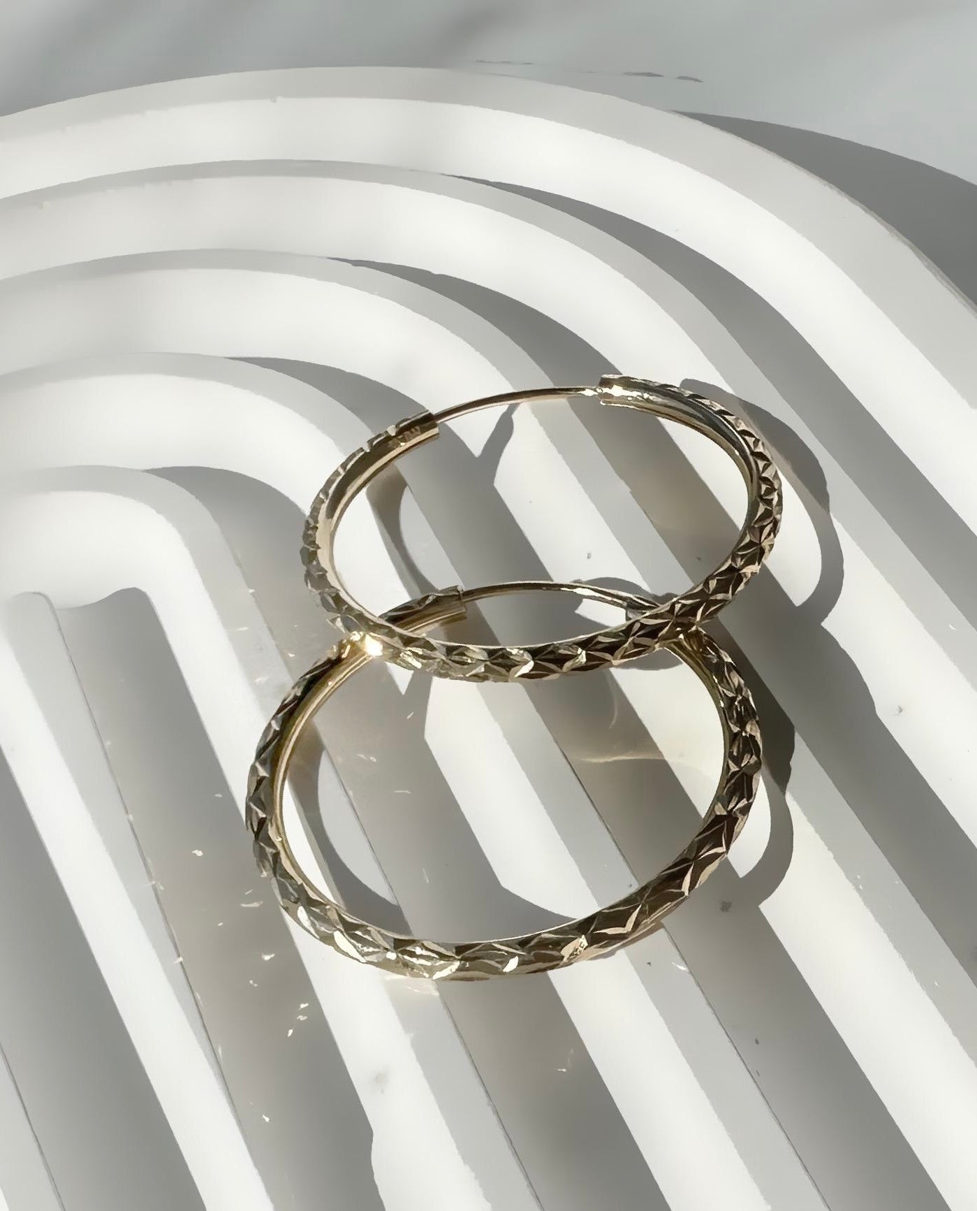 10K Gold Hoop Earrings | 25mm Wide, 1.8mm Tube | Textured Sparkling Classic Timeless Hoops